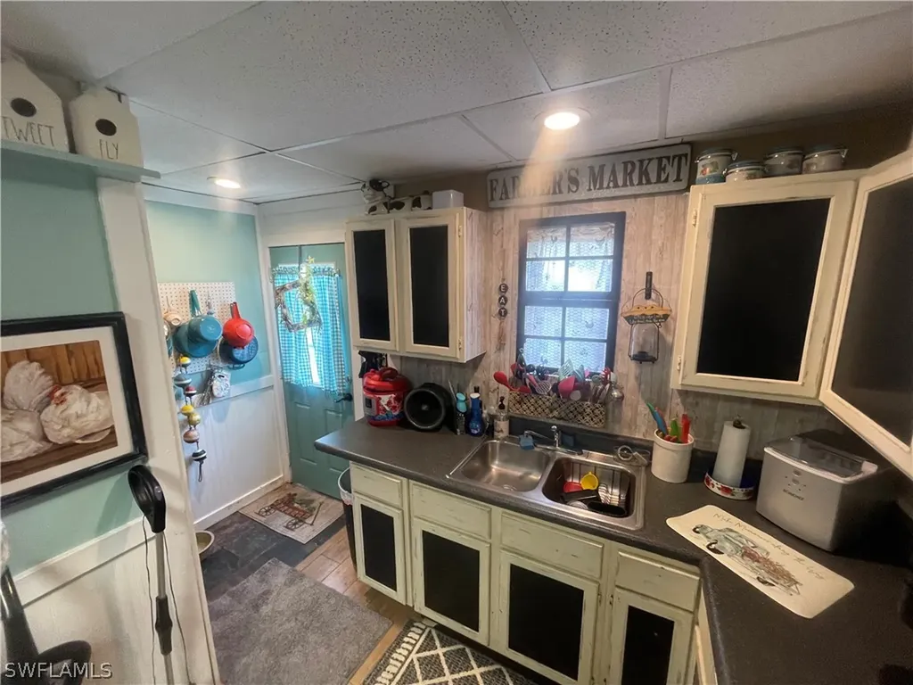 2105 Carrell Road Fort Myers FL 33901