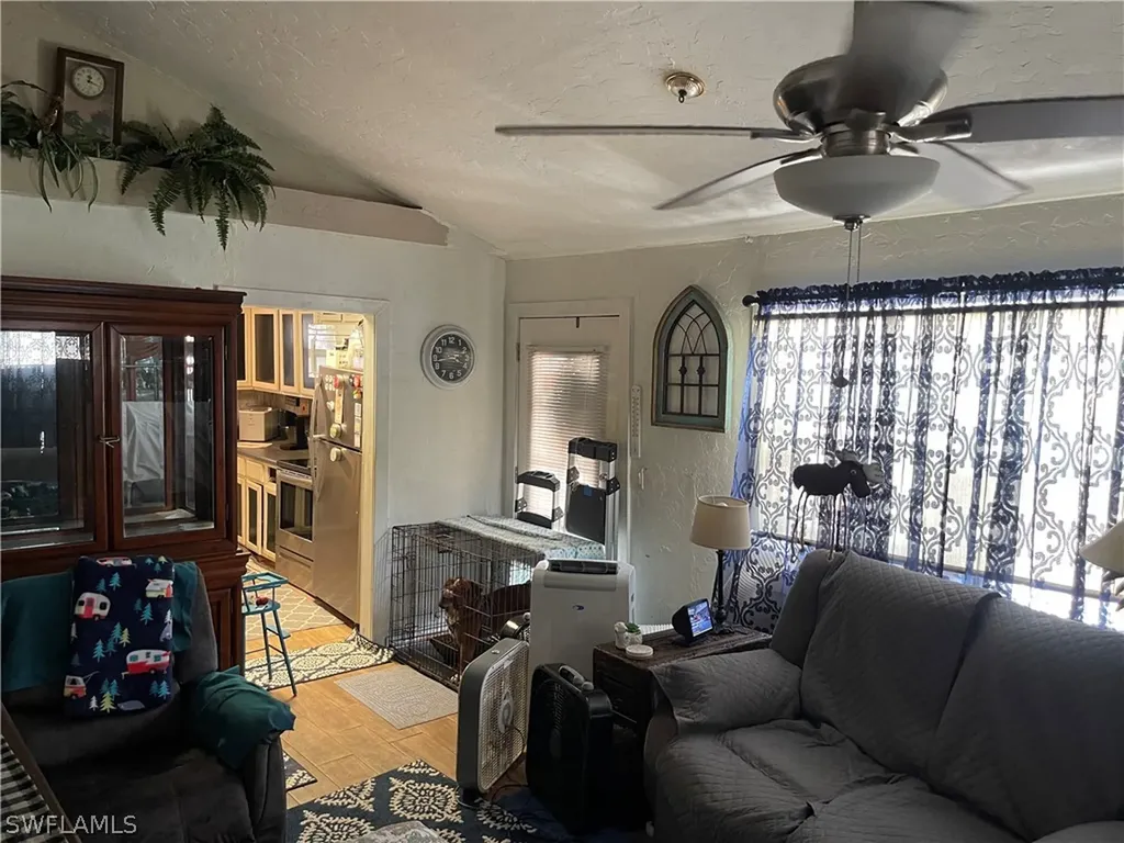 2105 Carrell Road Fort Myers FL 33901