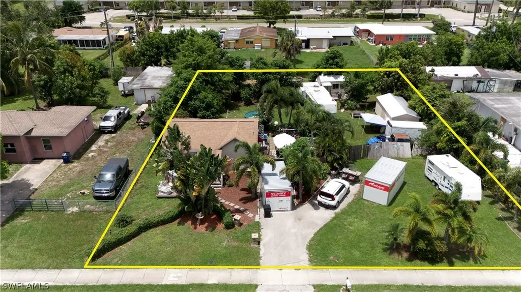 2105 Carrell Road Fort Myers FL 33901