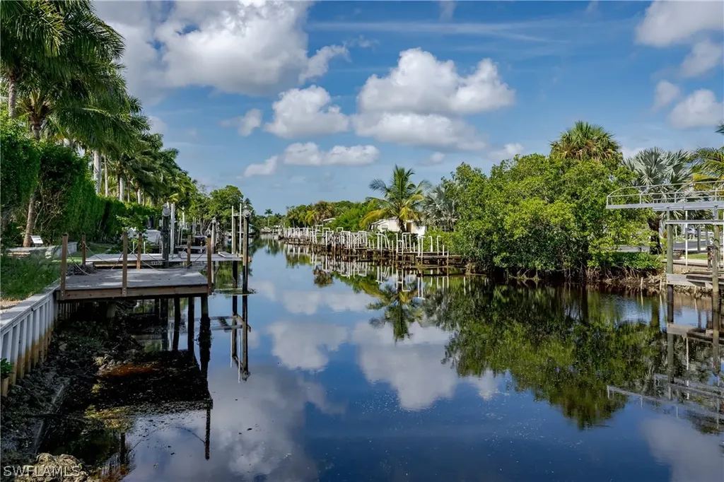 13367 Snook Circle Naples FL 34114
