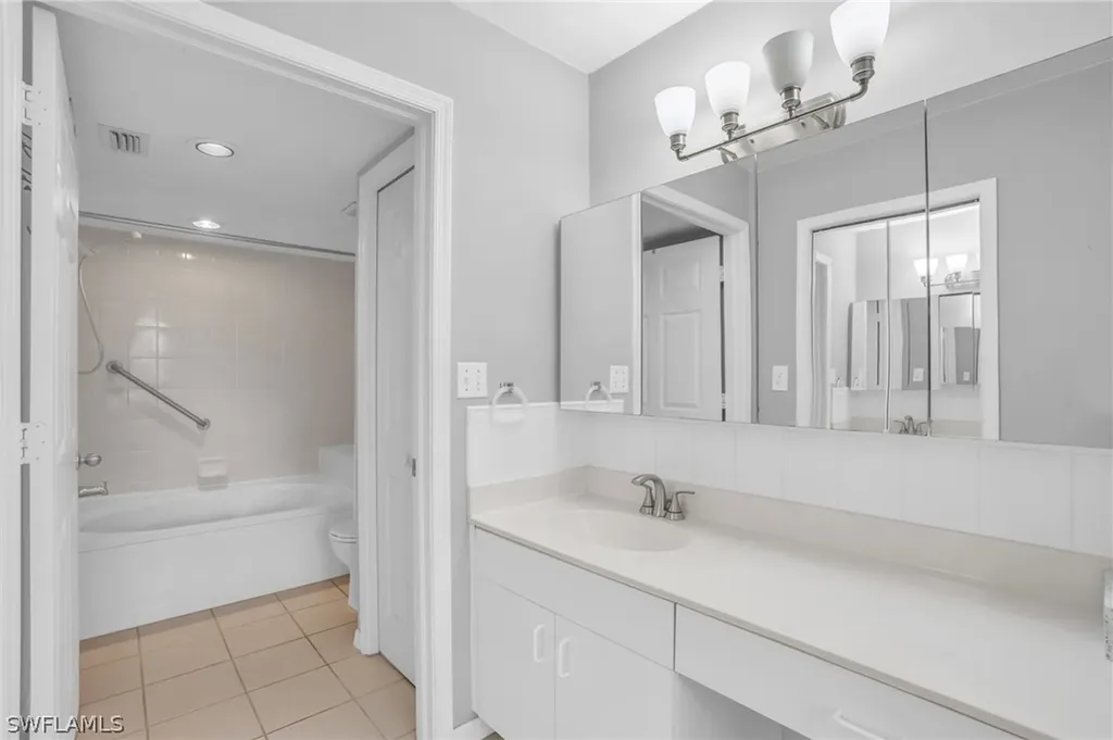 285 Naples Cove Drive Naples FL 34110