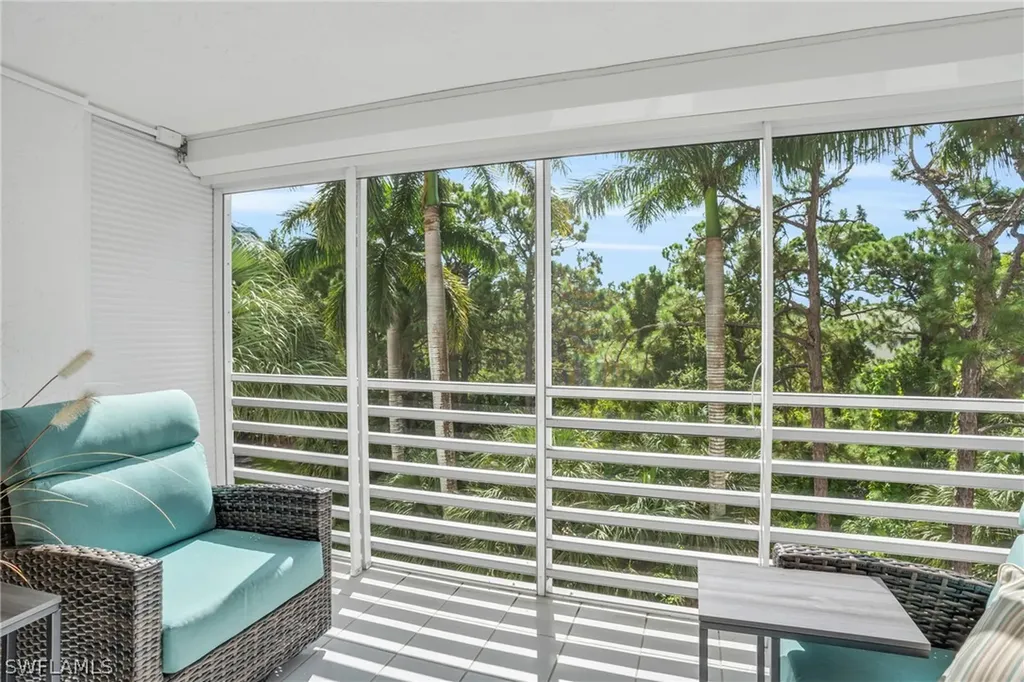285 Naples Cove Drive Naples FL 34110