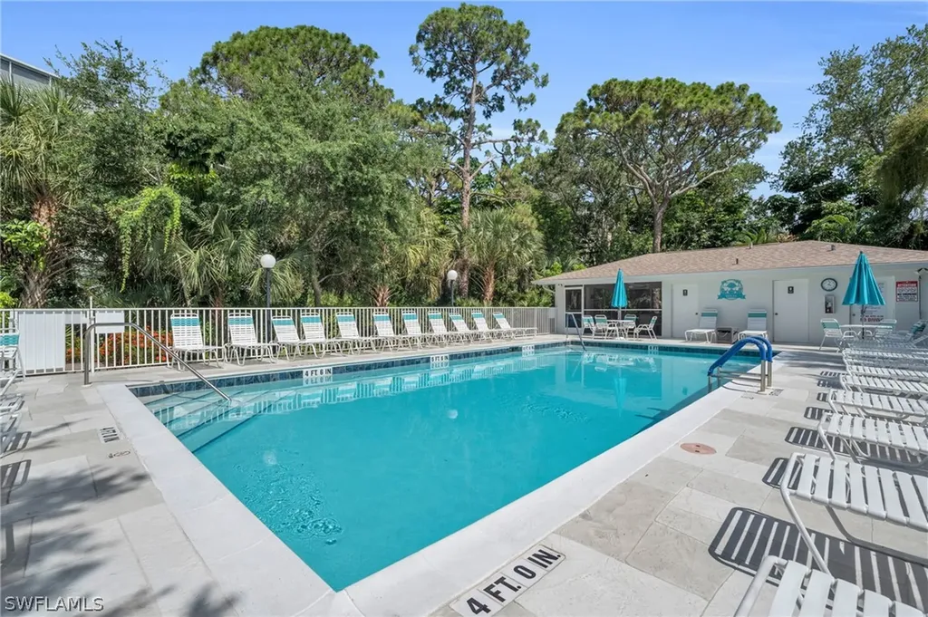 285 Naples Cove Drive Naples FL 34110