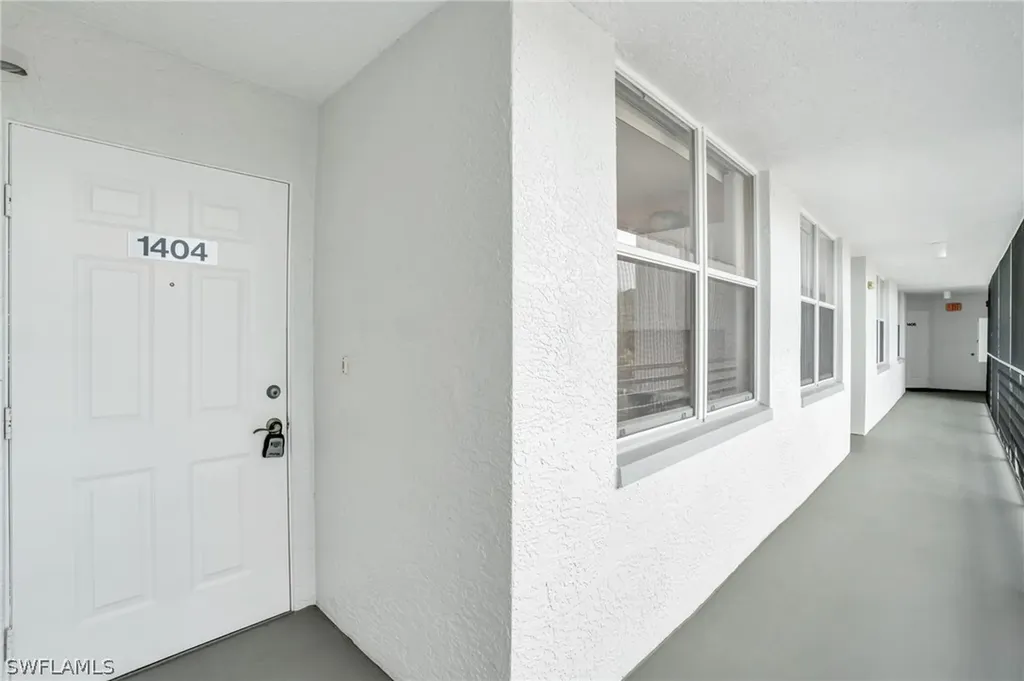 285 Naples Cove Drive Naples FL 34110