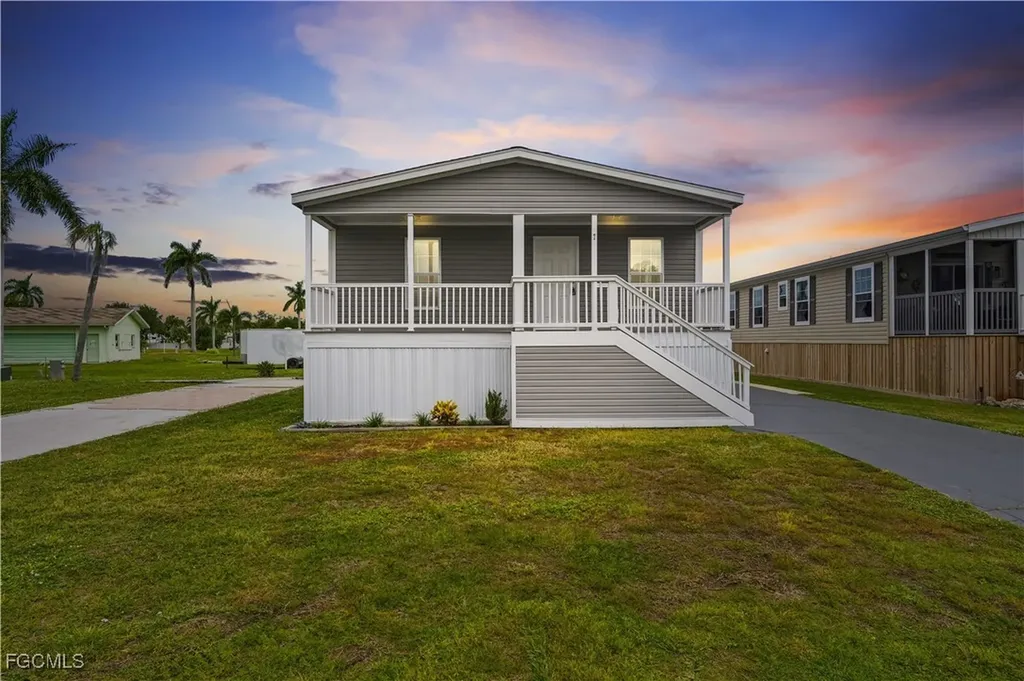 7 Birch Boulevard Fort Myers FL 33908