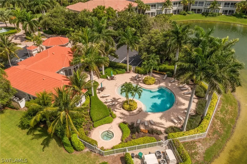 7132 Lemuria Circle Naples FL 34109
