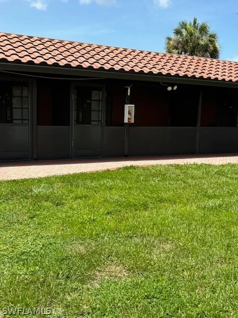 25000 Tamiami Trail E Naples FL 34114