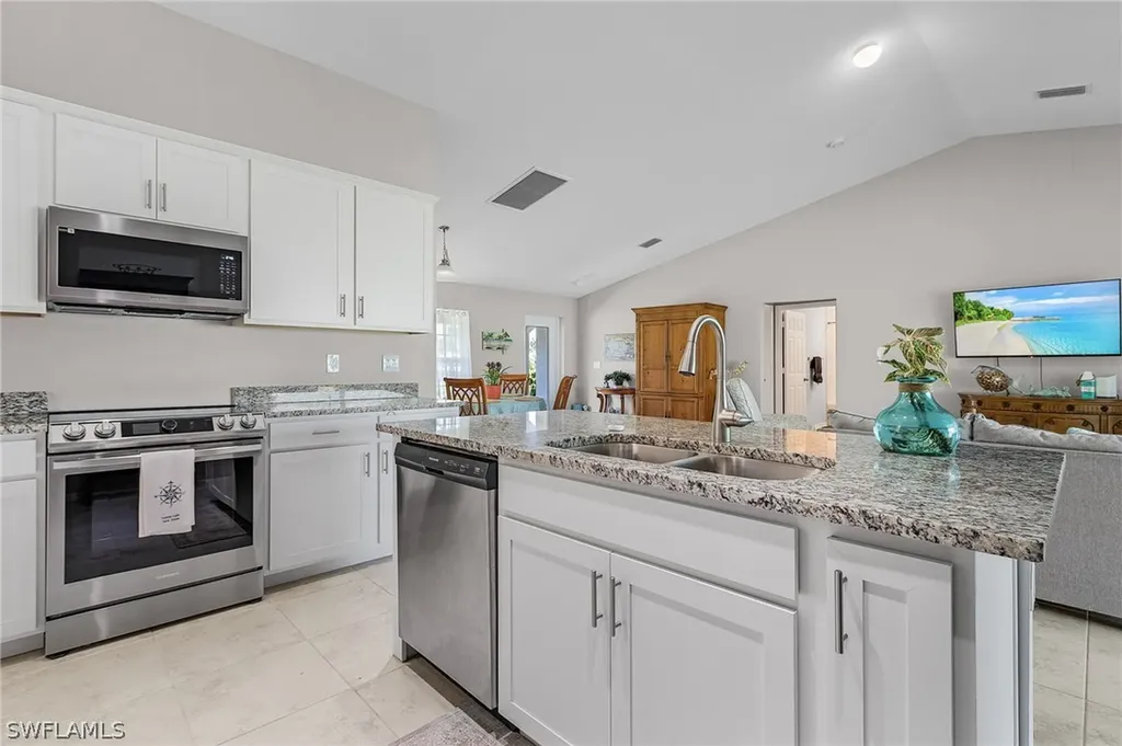 3678 Tangelo Drive St. James City FL 33956