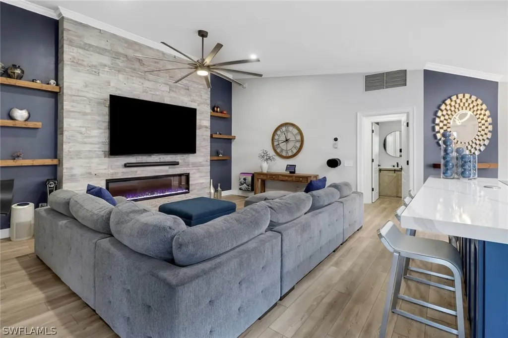 5426 Guadeloupe Way Naples FL 34119