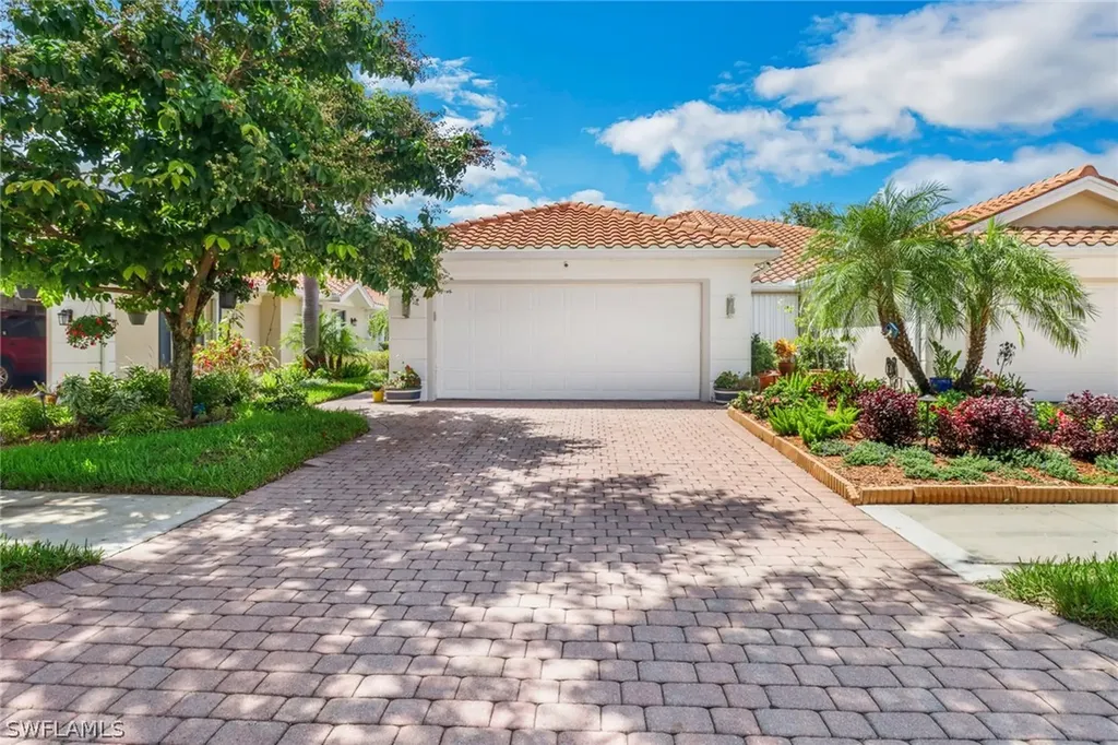 5426 Guadeloupe Way Naples FL 34119