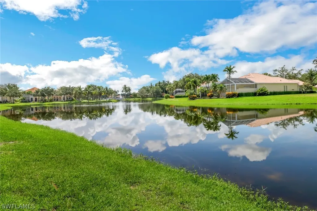 5426 Guadeloupe Way Naples FL 34119