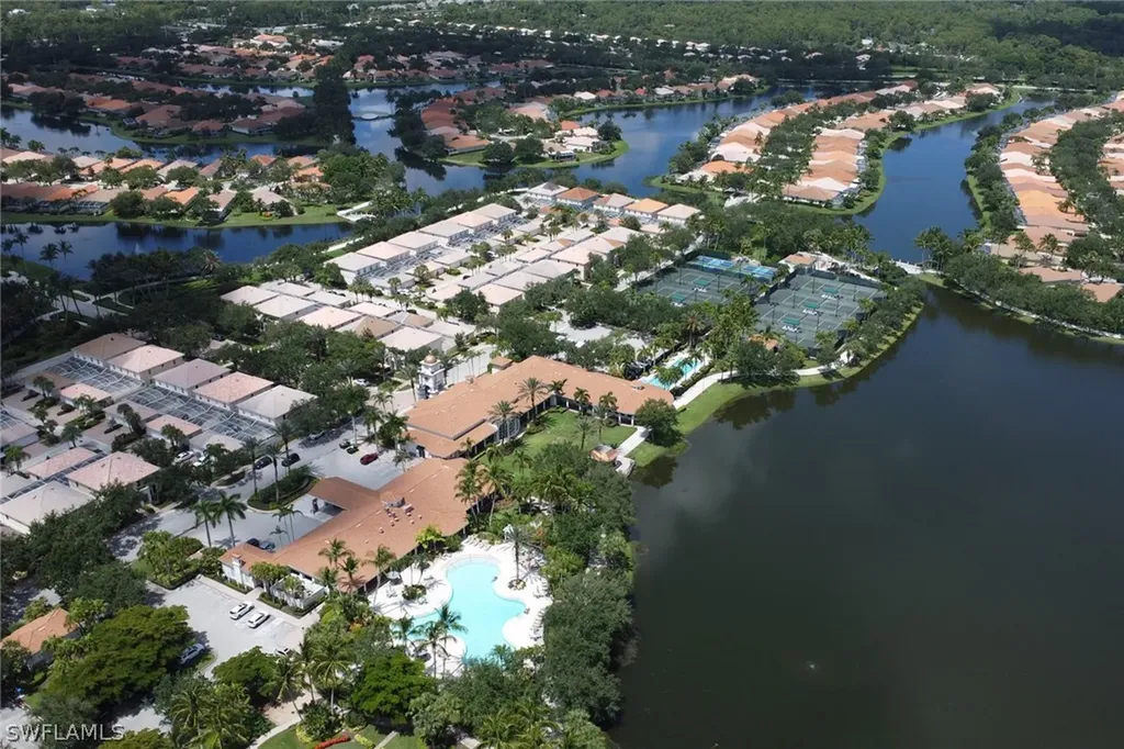 5426 Guadeloupe Way Naples FL 34119