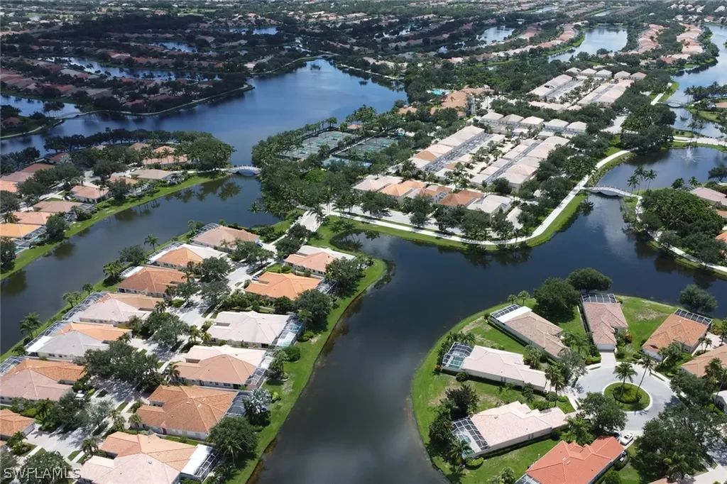 5426 Guadeloupe Way Naples FL 34119