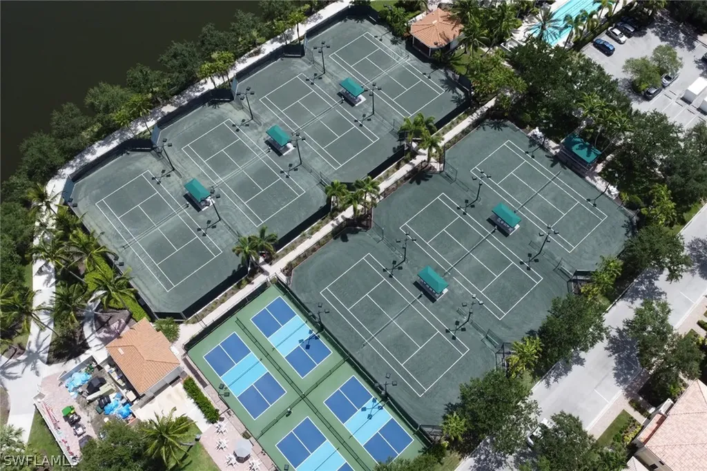5426 Guadeloupe Way Naples FL 34119