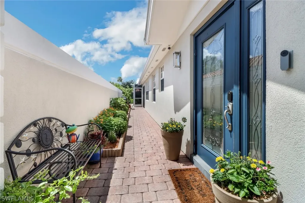 5426 Guadeloupe Way Naples FL 34119