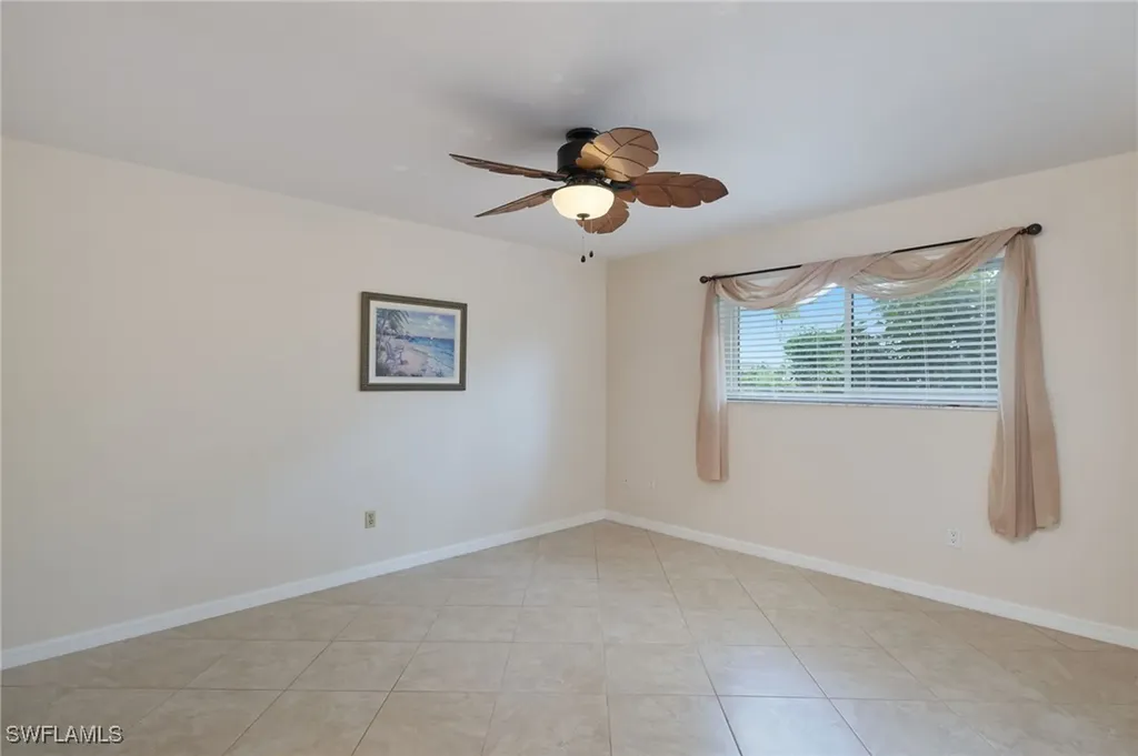 1006 Pine Isle Lane Naples FL 34112