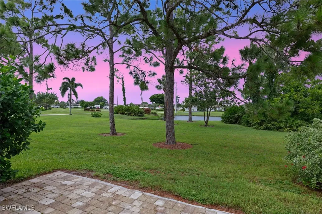 1006 Pine Isle Lane Naples FL 34112