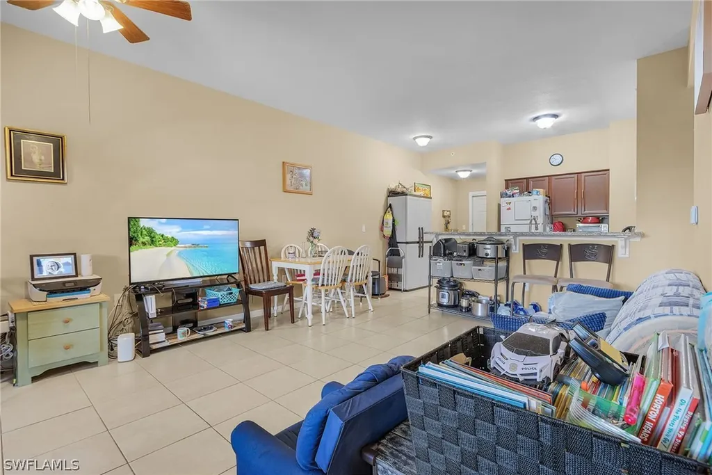 950 Hancock Creek South Boulevard Cape Coral FL 33909