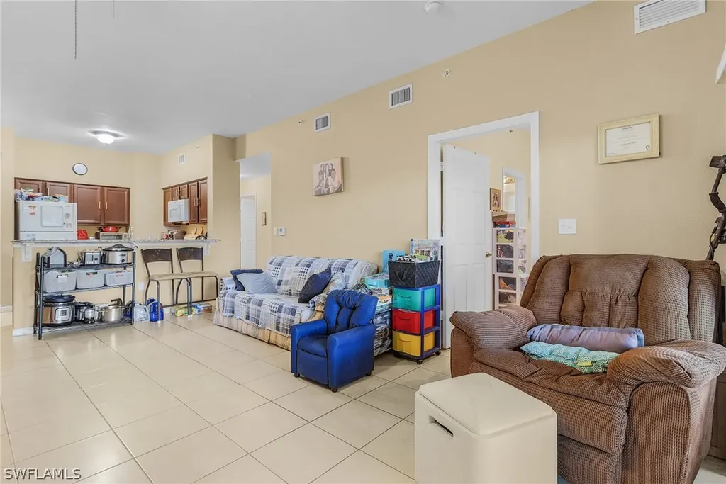 950 Hancock Creek South Boulevard Cape Coral FL 33909