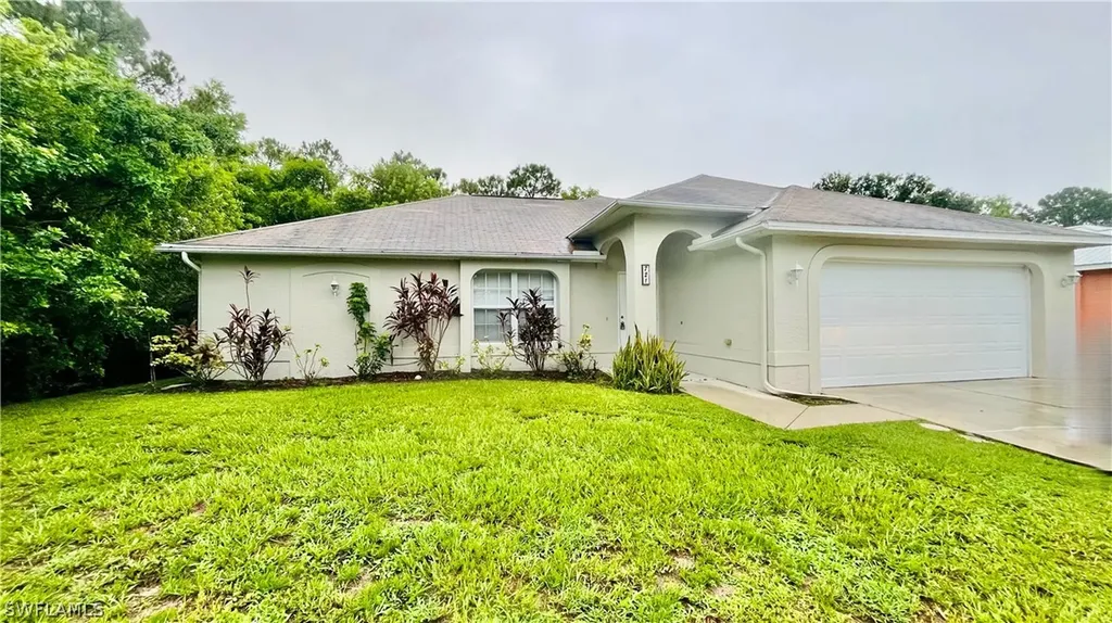 721 Long Distance Lane Lehigh Acres FL 33974