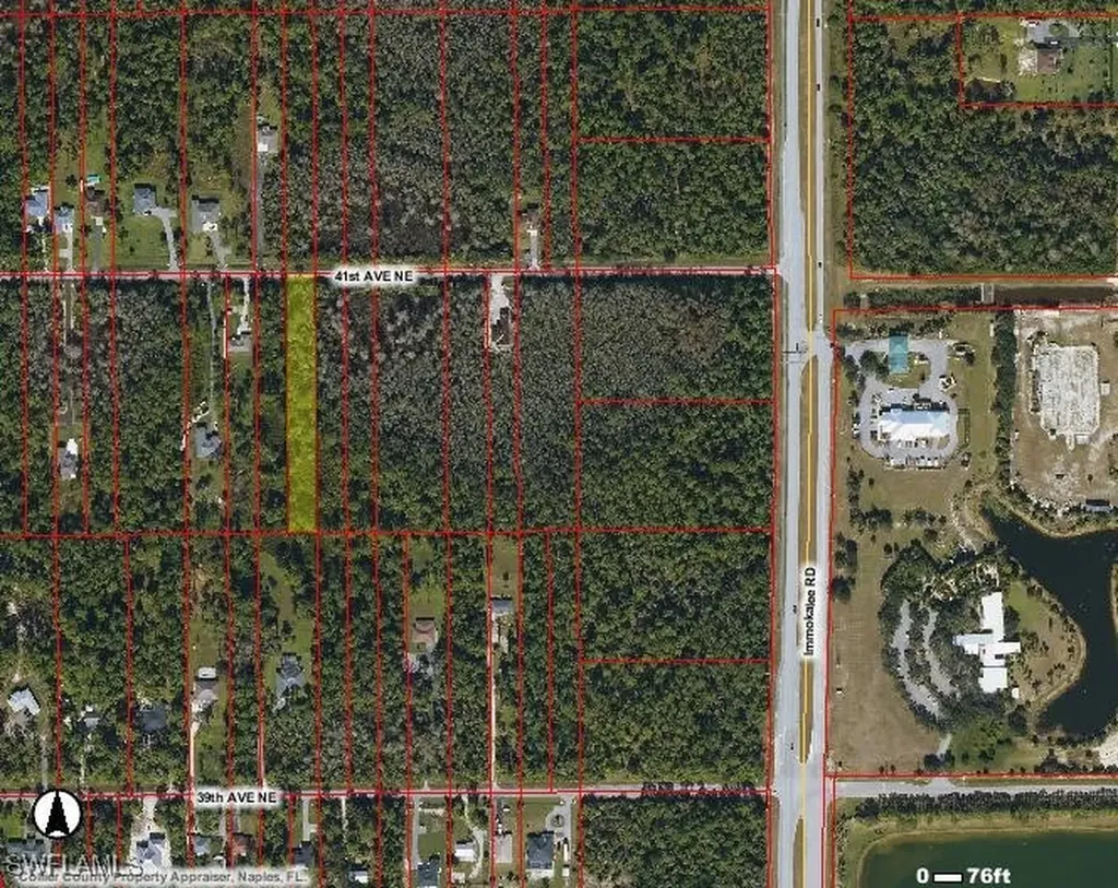 41ST Avenue NE Naples FL 34120
