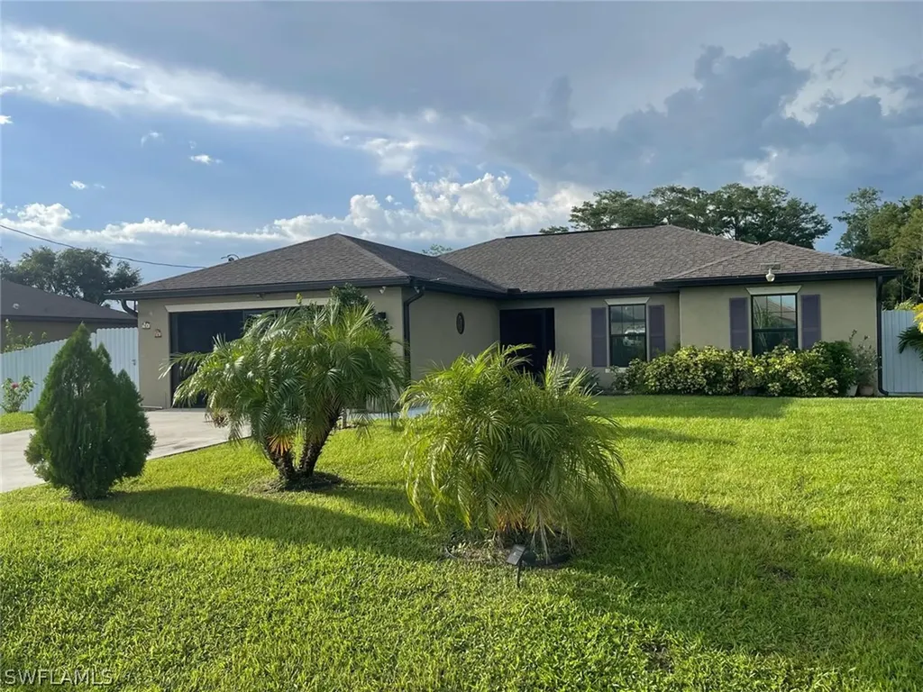 255 Lunette Street Fort Myers FL 33913
