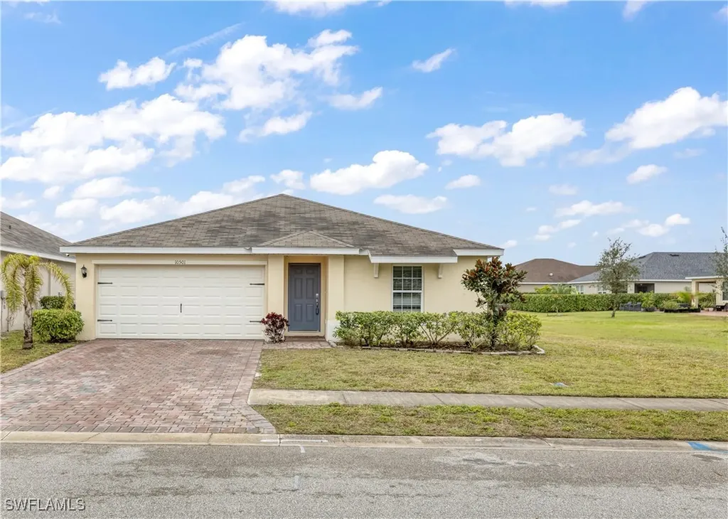10501 Crossback Lane Lehigh Acres FL 33936