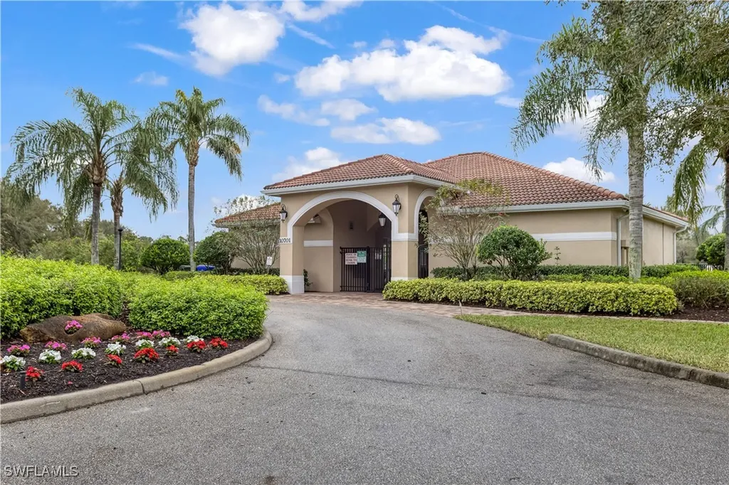 10501 Crossback Lane Lehigh Acres FL 33936