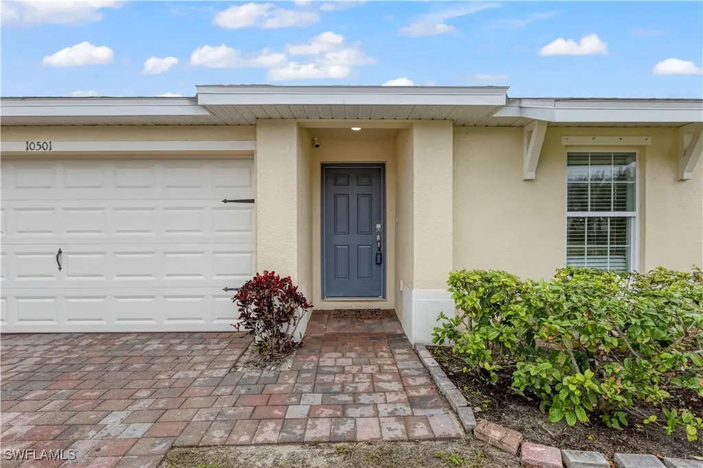 10501 Crossback Lane Lehigh Acres FL 33936