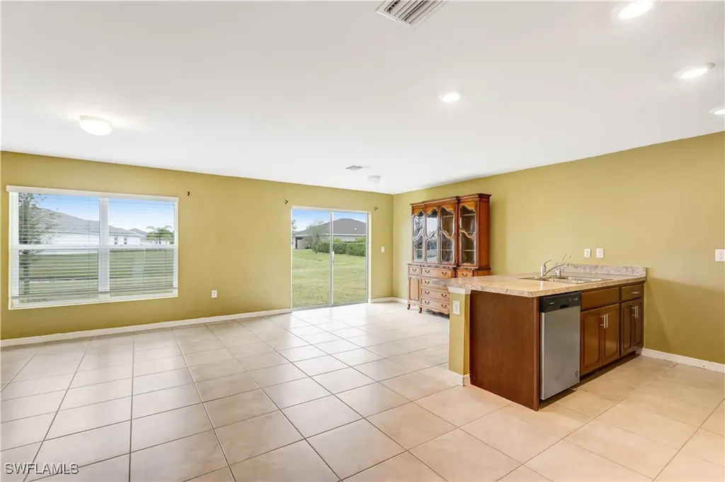 10501 Crossback Lane Lehigh Acres FL 33936