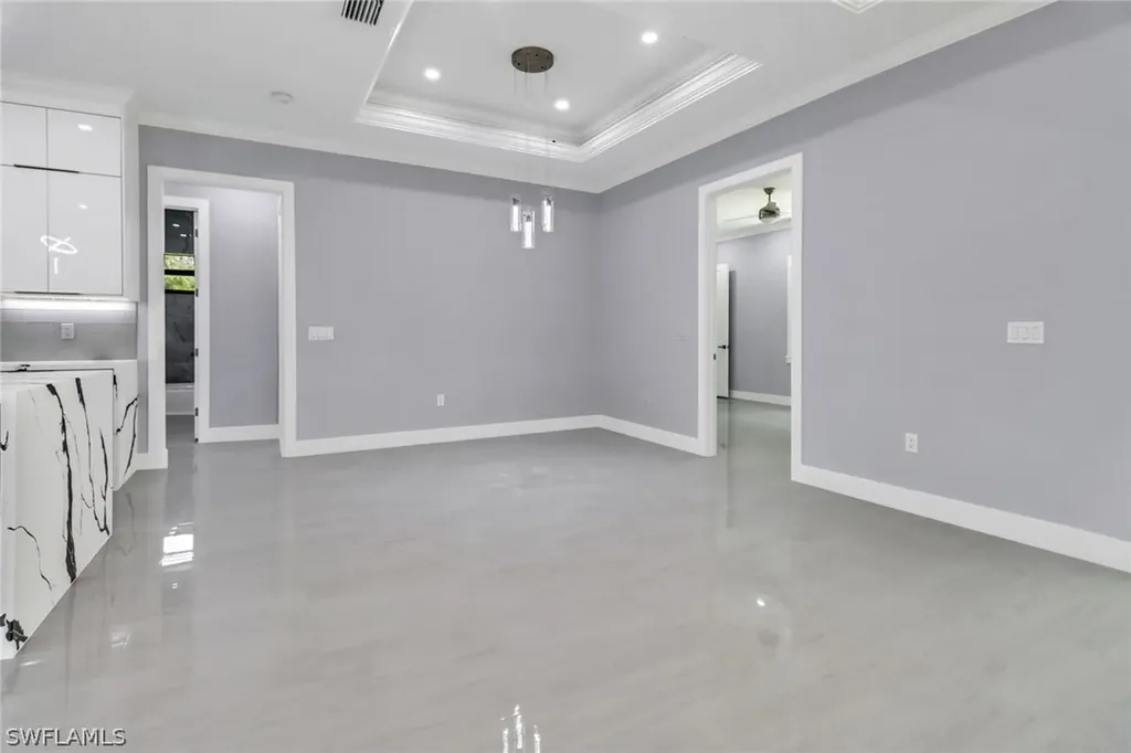 3520 27th Avenue NE Naples FL 34120