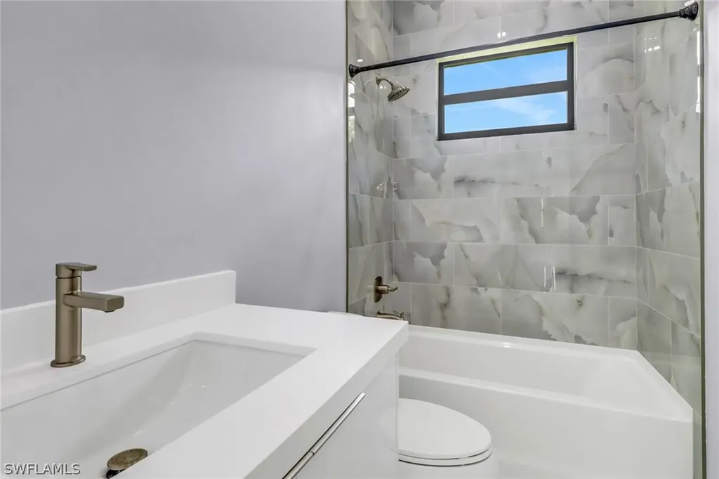 3520 27th Avenue NE Naples FL 34120