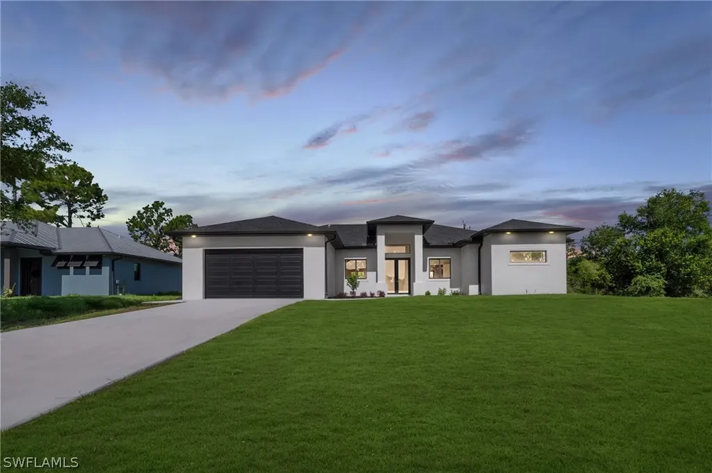 6580 Chabot Avenue Fort Myers FL 33905