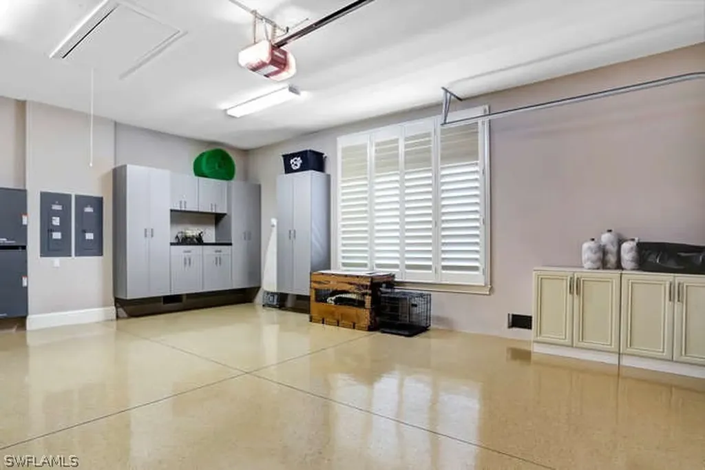 595 Regatta Road Naples FL 34103