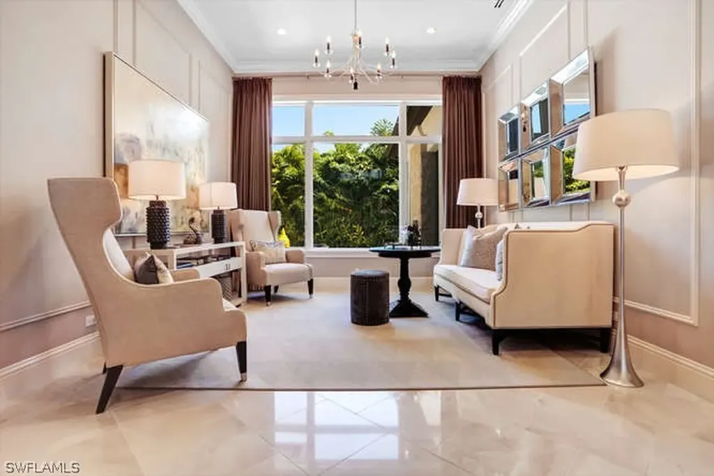 595 Regatta Road Naples FL 34103