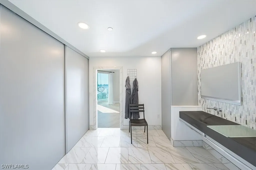 4975 Bonita Beach Road Bonita Springs FL 34134