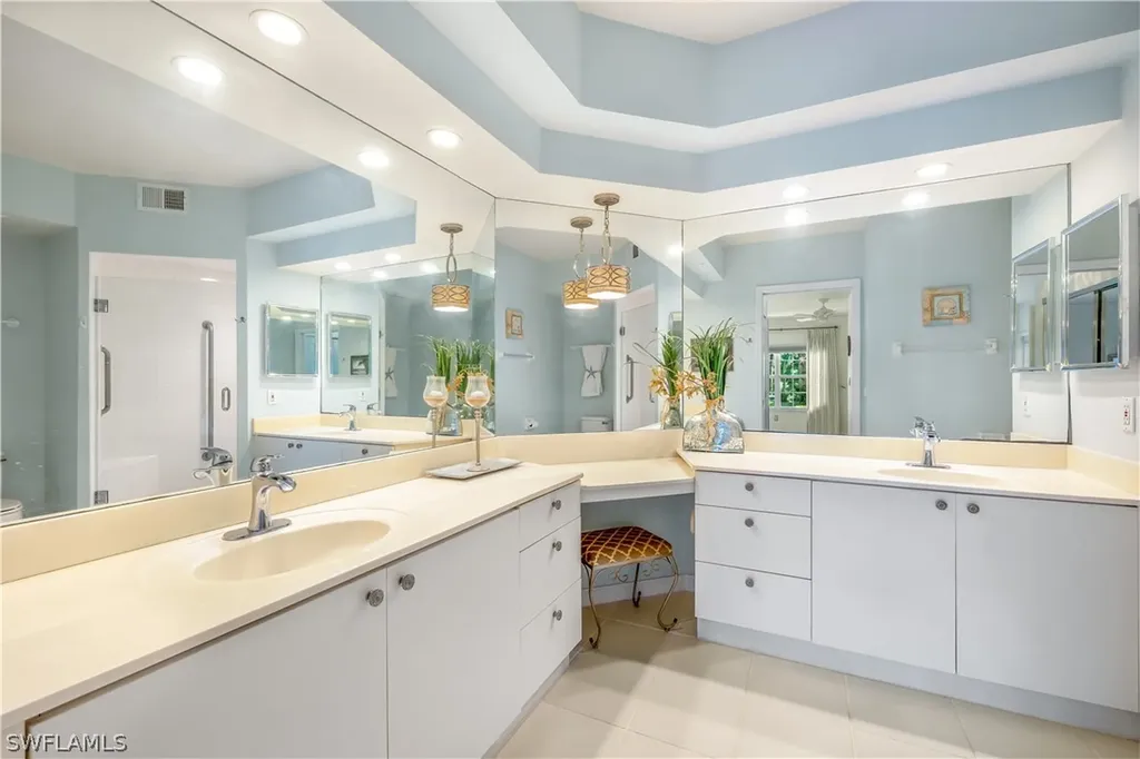 6884 Redbay Park Road Naples FL 34109