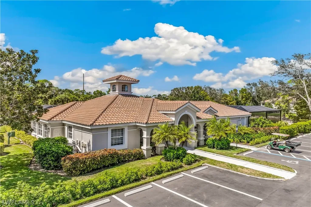 6884 Redbay Park Road Naples FL 34109