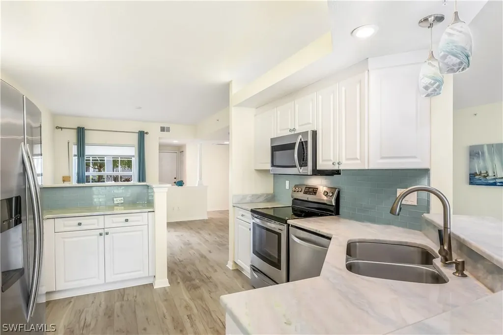 6884 Redbay Park Road Naples FL 34109