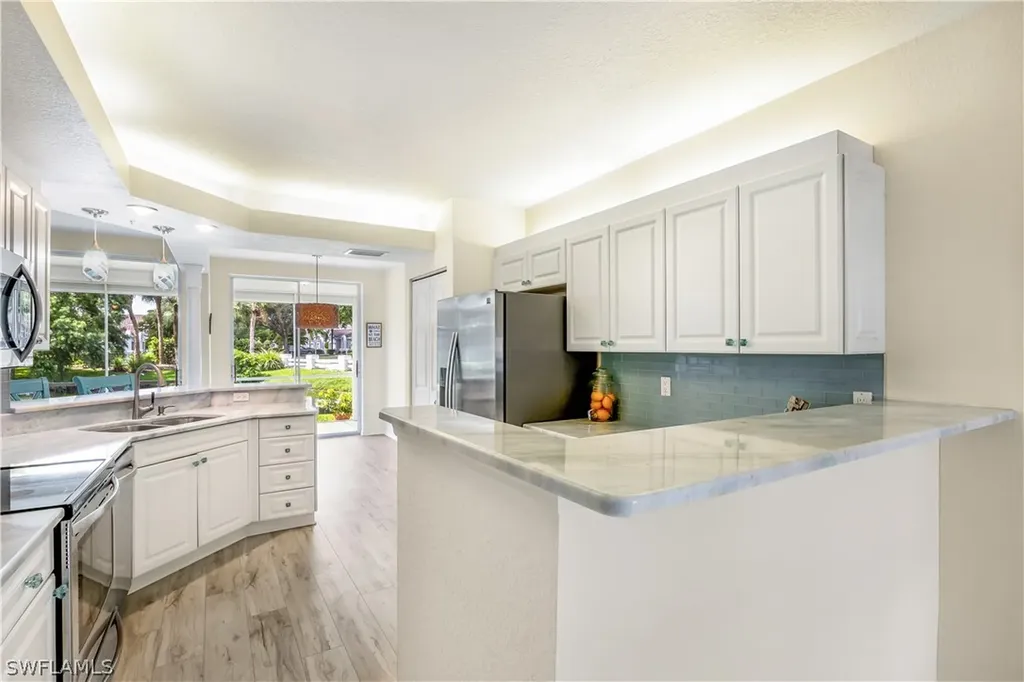 6884 Redbay Park Road Naples FL 34109
