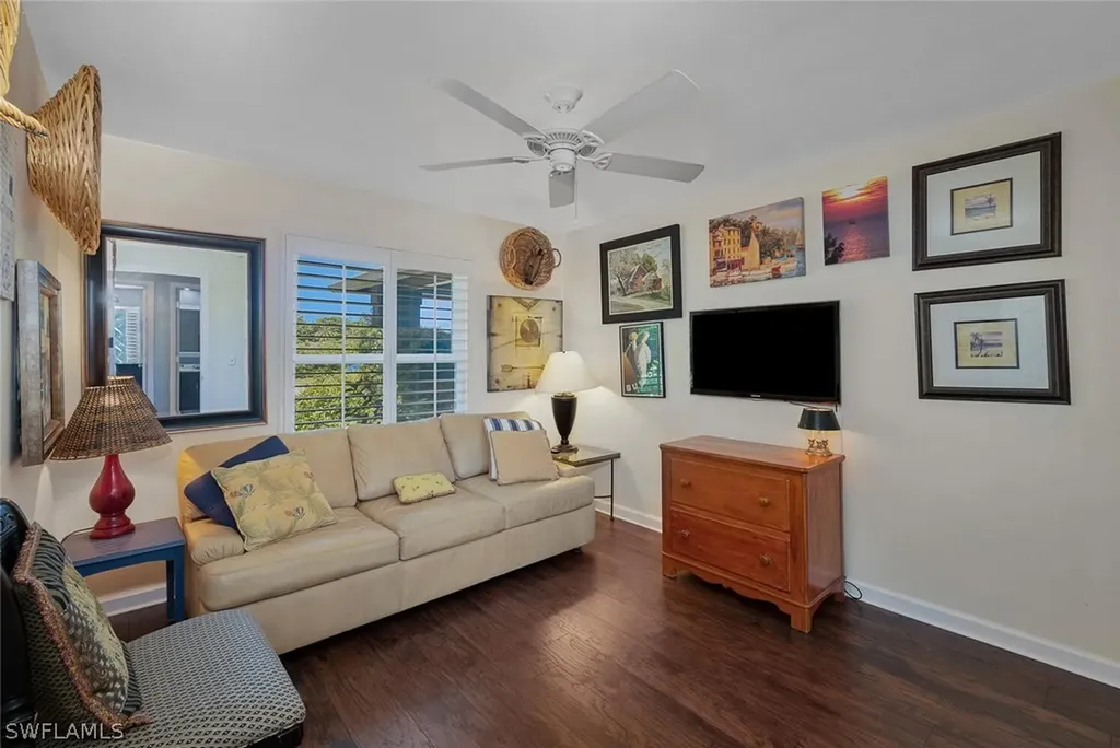 4589 Lakewood Boulevard Naples FL 34112