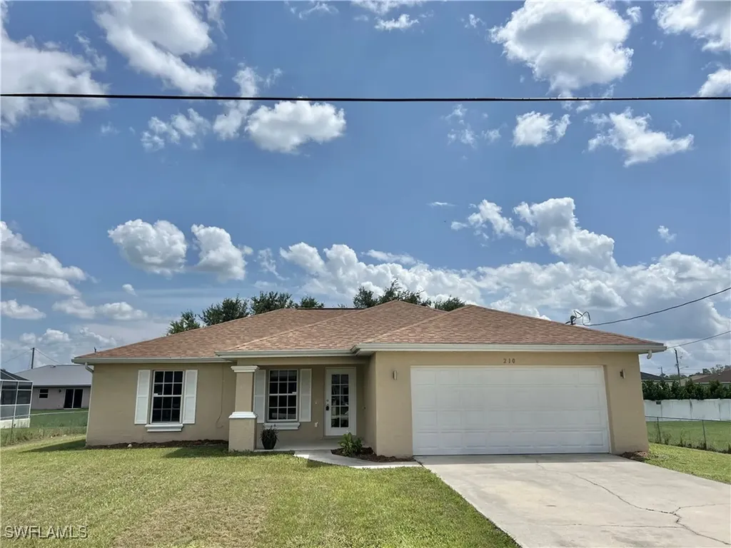210 Manasota Street Fort Myers FL 33913