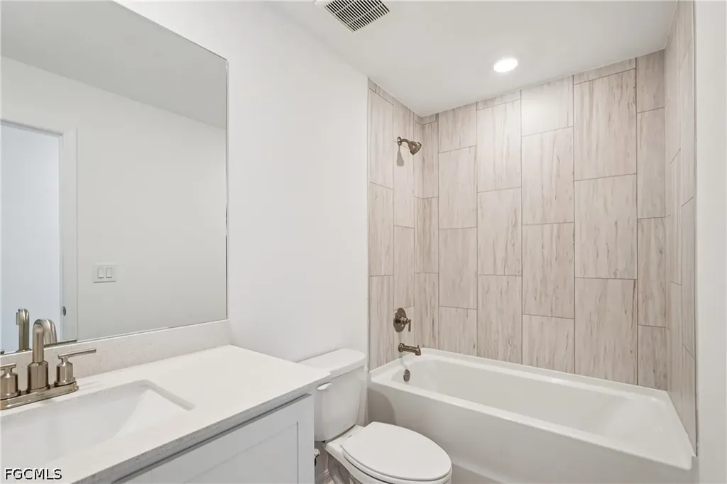 871 Gen D Macarthur Avenue Labelle FL 33935