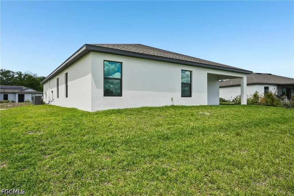 871 Gen D Macarthur Avenue Labelle FL 33935