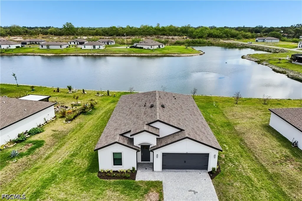871 Gen D Macarthur Avenue Labelle FL 33935