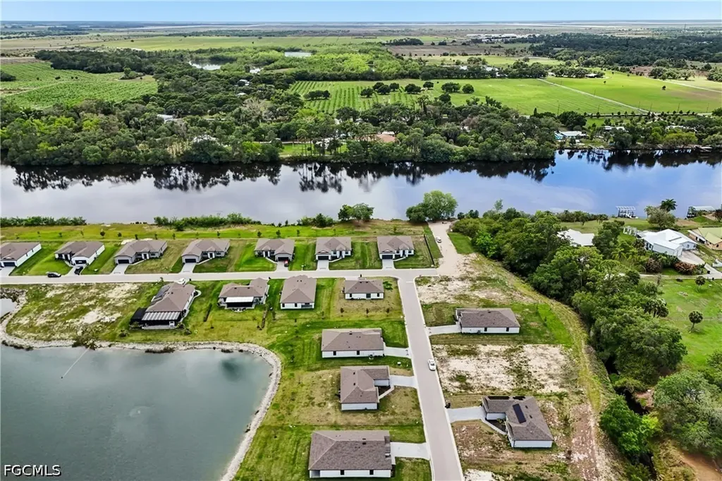 871 Gen D Macarthur Avenue Labelle FL 33935