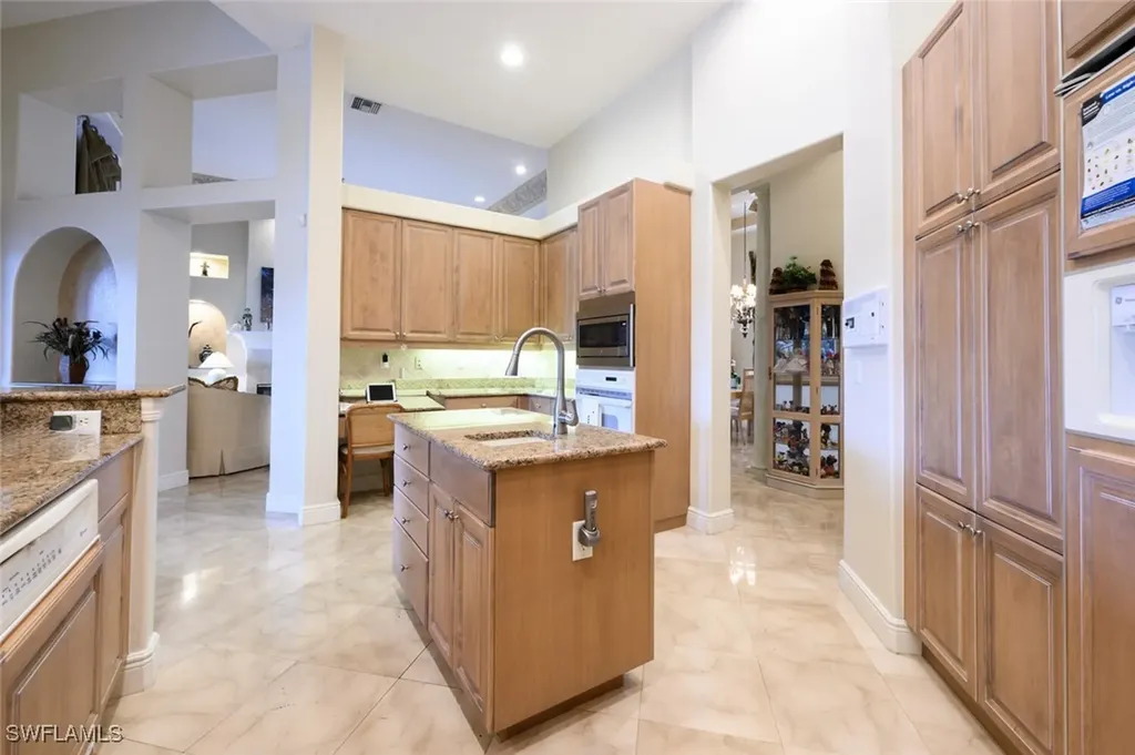 422 Terracina Court Naples FL 34119