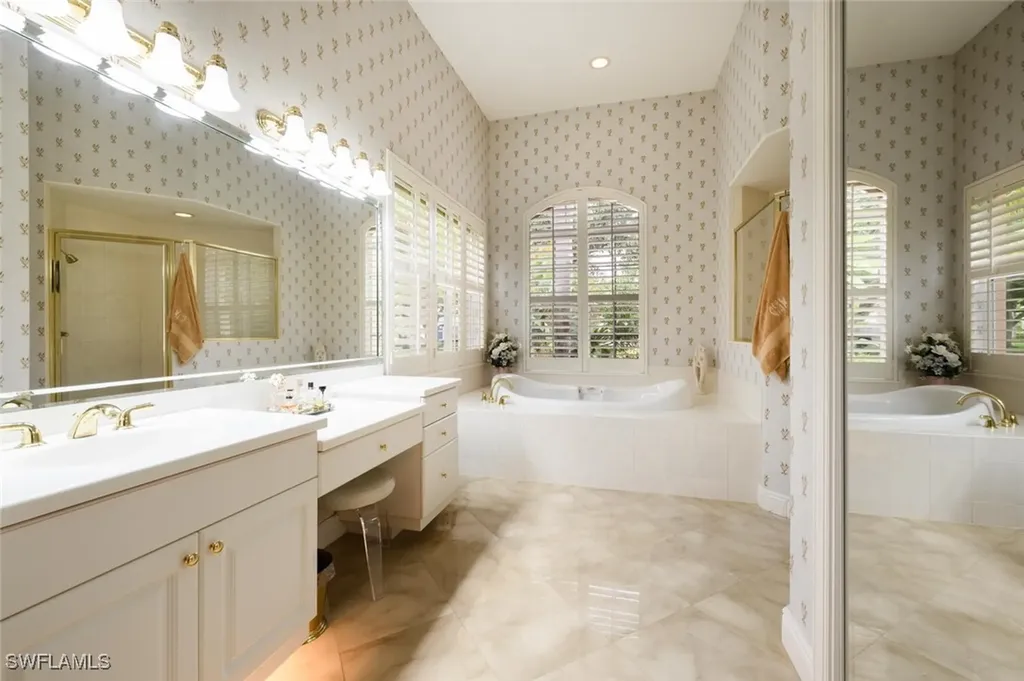 422 Terracina Court Naples FL 34119