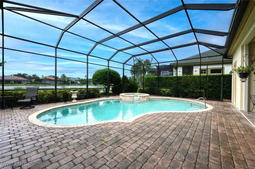 422 Terracina Court Naples FL 34119