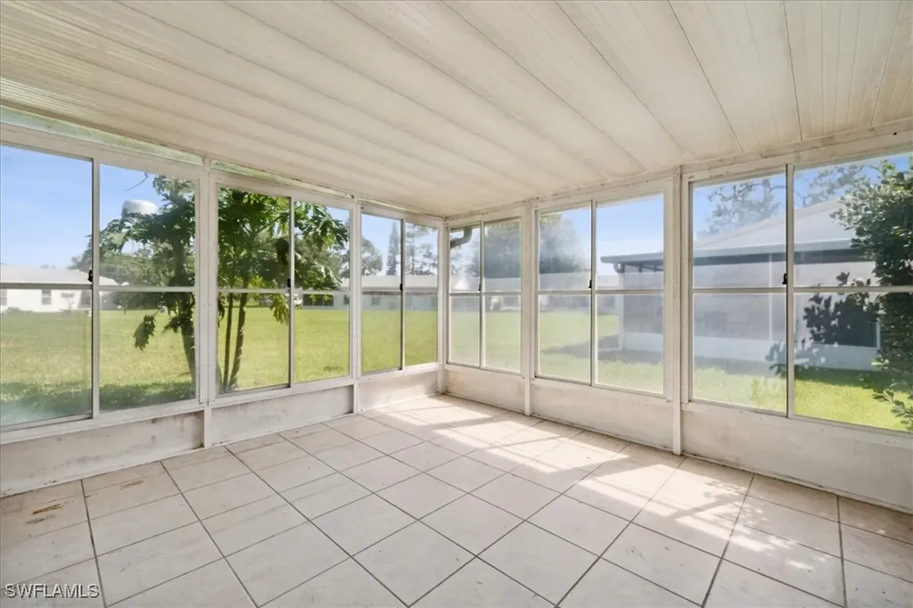 40 Desert Candle Circle Lehigh Acres FL 33936